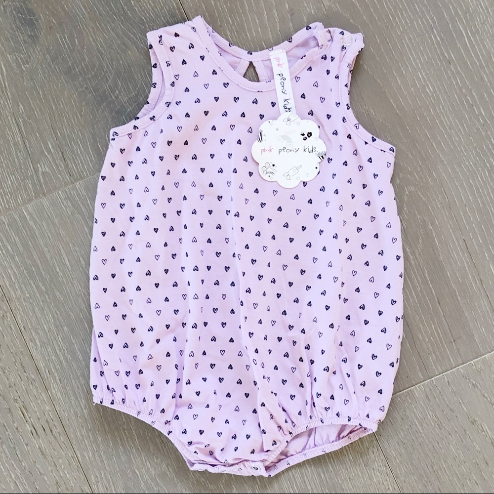 NWT PINK PEONY SIZE 9-12m Confetti Hearts Onesie